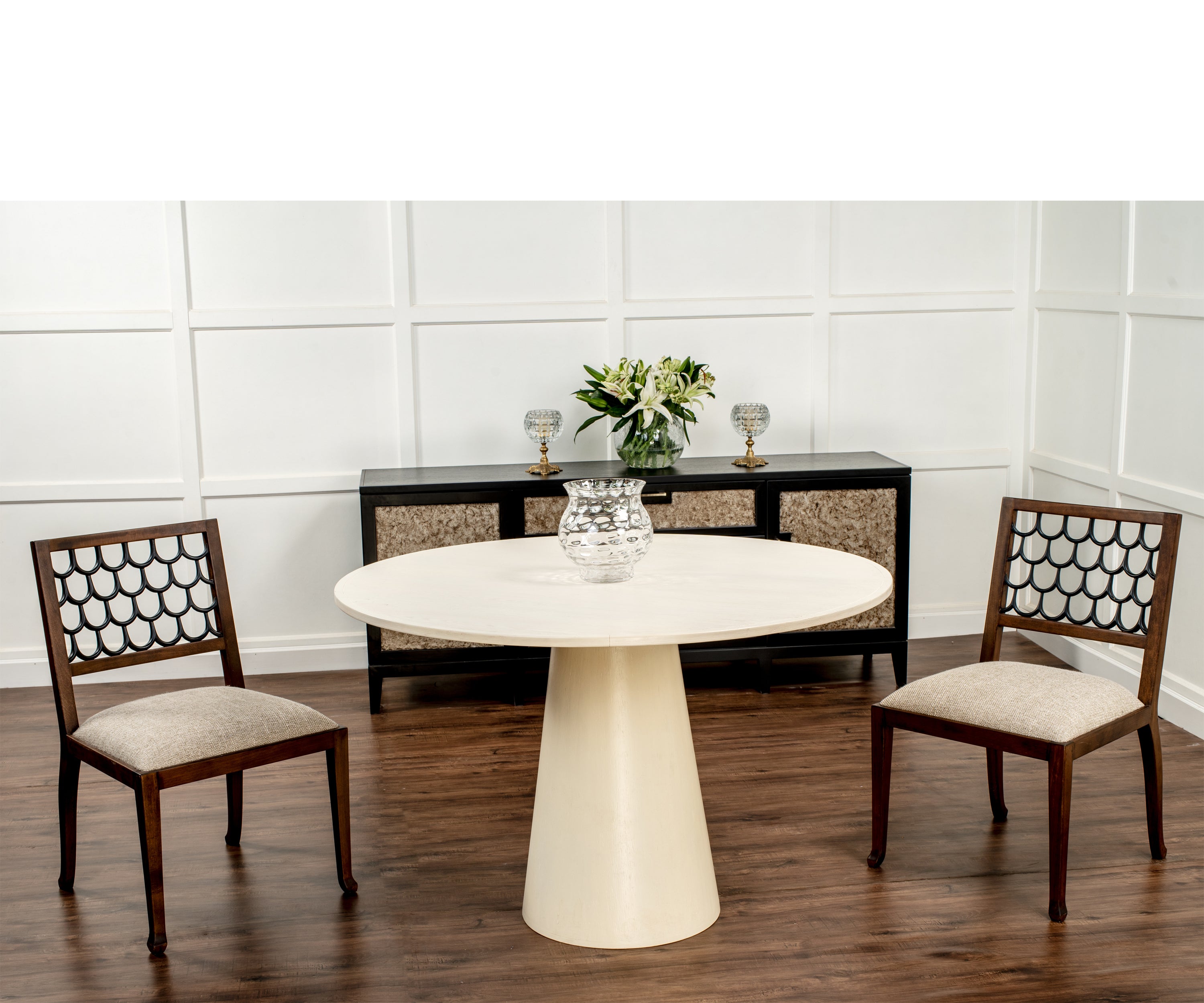 EVELYN CHAIR